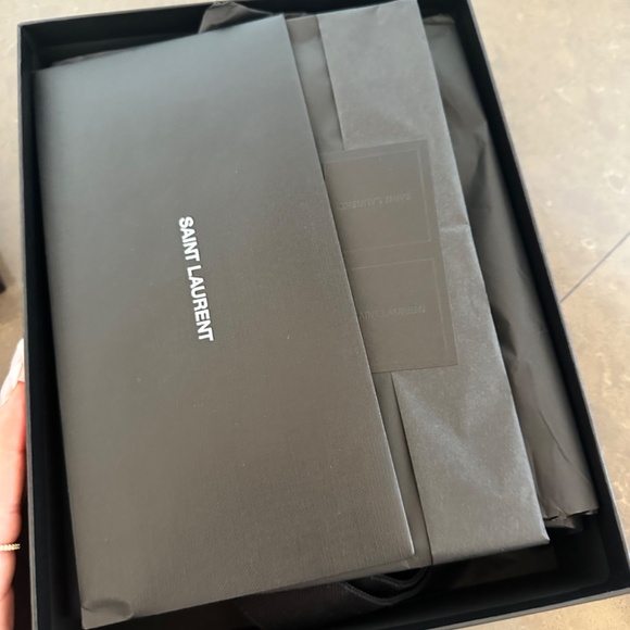 NIB Saint Laurent Leopard Tote - Picture 5 of 5